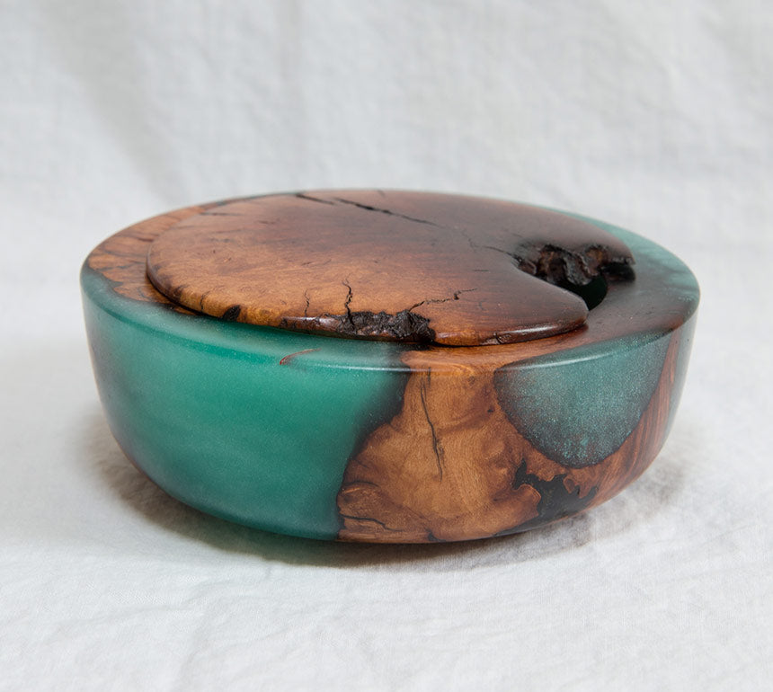 Creating Stunning Epoxy Resin Turning Projects!