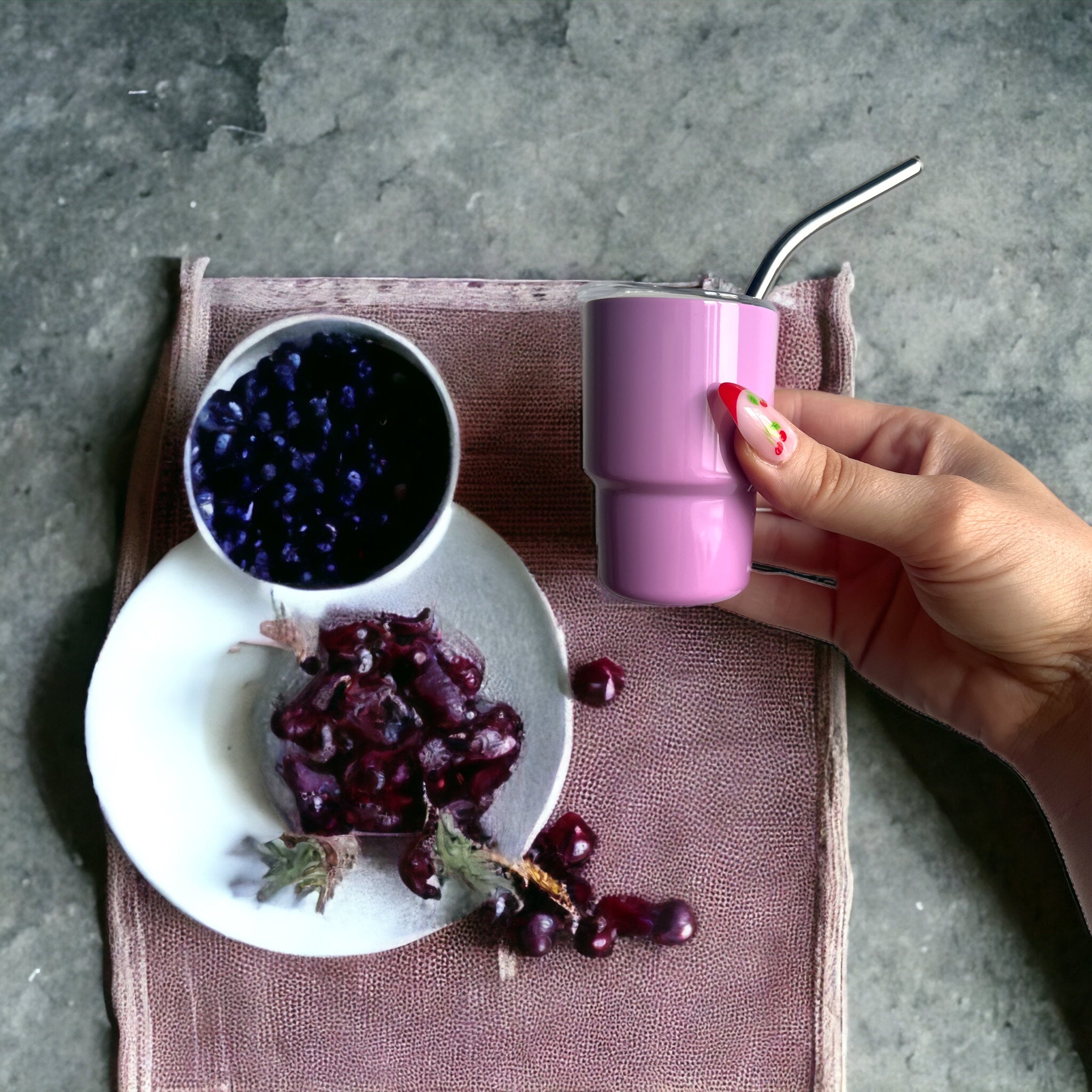 Mini Tumblers with Lid and Straw!